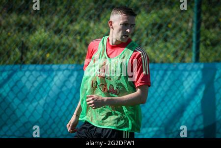 Timothy Castagne in Belgio ha ritratto durante una sessione di allenamento della nazionale belga di calcio Red Devils, a Tubize, giovedì 10 giugno 2021. La Foto Stock