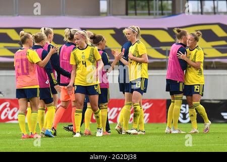 Kalmar, Svezia. 10 Giugno 2021. La Svezia si ringrazia dopo l'amichevole incontro del 10 giugno 2021 tra Svezia e Norvegia alla Guldfageln Arena di Kalmar, Svezia Credit: SPP Sport Press Photo. /Alamy Live News Foto Stock