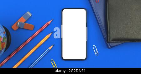 Concetto di mockup del telefono mobile di apprendimento online, tavolo blu dell'ufficio con smartphone, matite e cancellatore, composizione della vista dall'alto Foto Stock
