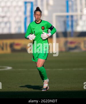 Ferrara, Italia. 10 Giugno 2021. Sari van Veenendaal in occasione della partita di calcio femminile 2021 tra Italia e Paesi Bassi il 10 giugno 2021 allo Stadio Paolo Mazza di Ferrara - Foto Nderim Kaceli/DPPI Credit: DPPI Media/Alamy Live News Foto Stock