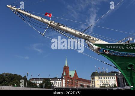 Prua e testa figurata della storica nave a vela Rickmer Rickmers al porto di Gotheburg Foto Stock