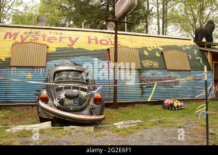 Il mistero foro, attrazione sul ciglio della strada in West Virginia, Stati Uniti d'America Foto Stock