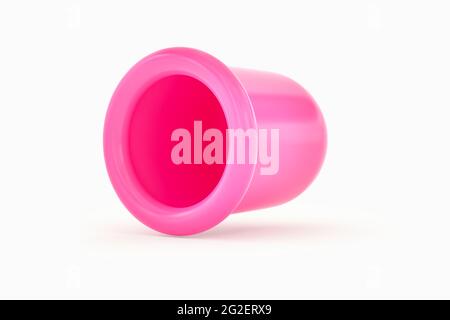 Strumento di massaggio anti-cellulite con bolle in silicone. Coppa di massaggio rosa anticellulite isolata su sfondo bianco. Rendering 3D. Vista laterale. Foto Stock