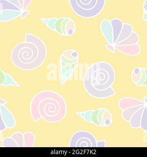 Seashells modello vettoriale estivo senza cuciture. Colori pastello lumache di mare su sfondo giallo. Illustrazione con conchiglie di cartoni animati pallidi casuali per carta da parati, w Illustrazione Vettoriale