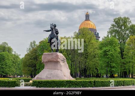 Statua di Pietro il Grande in Piazza del Senato, San Pietroburgo, Russia. Foto Stock