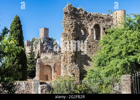 Castello la Iruela, antica enclave di origine difensiva situata nel comune spagnolo la Iruela, a due chilometri da Cazorla a Jaen. Foto Stock