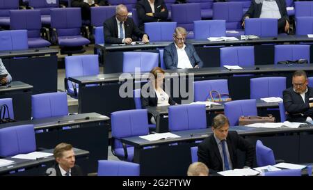 Berlino, Germania. 11 Giugno 2021. Beatrix Amelie Ehrengard Eilika von Storch, Duchessa di Oldenburg, è un politico e avvocato tedesco. Dal dicembre 2019 è stata portavoce federale del suo partito, l'AFD di destra, e membro del Bundestag. Credit: Juergen Nowak/Alamy Live News Foto Stock