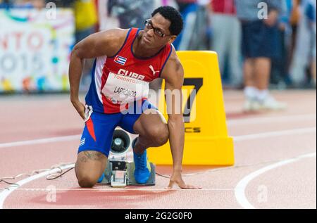 L'atleta cubano Larrondo Valerys si prende in guardia durante la gara ai Giochi americani del Parapan 2015. I giochi americani di Parapan 2015 comunemente conosciuti come Foto Stock