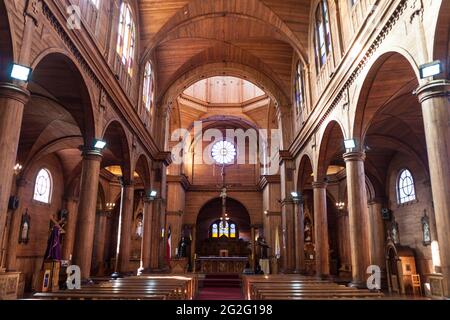 CASTRO, CILE - MAR 22: Interno della chiesa di San Francisco a Castro, Isola di Chiloe, Cile Foto Stock