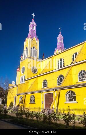 La chiesa di San Francisco a Castro, isola di Chiloe, Cile Foto Stock