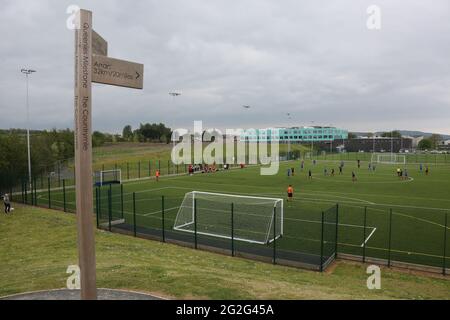 Queen Margaret Academy, Ayr, Ayrshire, Scozia, Regno Unito. Nuove superfici per tutte le condizioni atmosferiche utilizzate per il calcio Foto Stock