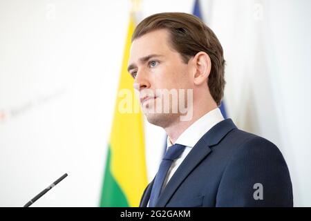 Vienna, Vienna, Austria. 11 Giugno 2021. Cancelleria federale Vienna: Conferenza stampa congiunta con il Cancelliere federale austriaco Sebastian Kurz e il primo ministro della repubblica lituana Simonyte Ingrida. Foto: Cancelliere federale austriaco, Sebastian Kurz (OEVP). Vienna, Austria. 11 Giugno 2021 Credit: Tobias Steinmaurer/ZUMA Wire/Alamy Live News Foto Stock