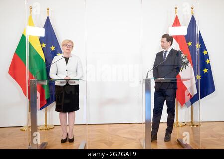 Vienna, Vienna, Austria. 11 Giugno 2021. Cancelleria federale Vienna: Conferenza stampa congiunta con il Cancelliere federale austriaco Sebastian Kurz e il primo ministro della repubblica lituana Simonyte Ingrida. Foto: Cancelliere federale austriaco, Sebastian Kurz (OEVP) e primo ministro lituano, Simonyte Ingrida. Vienna, Austria. 11 Giugno 2021 Credit: Tobias Steinmaurer/ZUMA Wire/Alamy Live News Foto Stock