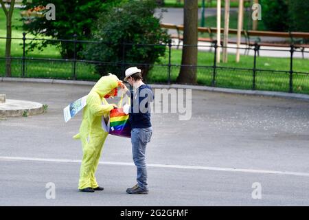 Vienna, Austria. 11 Giugno 2021. Dimostrazione di turnaround del traffico in occasione dei giorni di turnaround del traffico in tutta l'Austria l'11 e il 12 giugno 2021. Credit: Franz PERC / Alamy Live News Foto Stock