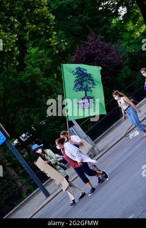 Vienna, Austria. 11 Giugno 2021. Dimostrazione di turnaround del traffico in occasione dei giorni di turnaround del traffico in tutta l'Austria l'11 e il 12 giugno 2021. Credit: Franz PERC / Alamy Live News Foto Stock