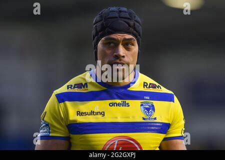 Sitaleki Akauola (20) di Warrington Wolves durante il gioco Foto Stock