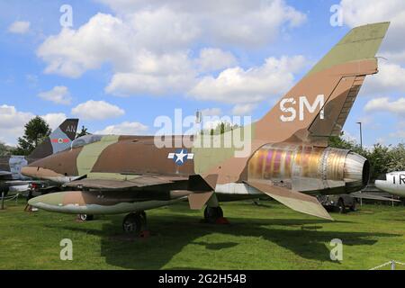 Super Saber F-100D (1953), Midland Air Museum, Coventry Airport, Baginton, Warwickshire, Inghilterra, Gran Bretagna, Regno Unito, Europa Foto Stock