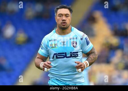 Warrington, Regno Unito. 11 Giugno 2021. Tinirau Arona (10) di Wakefield Trinity durante la partita a Warrington, Regno Unito, il 6/11/2021. (Foto di Richard Long/News Images/Sipa USA) Credit: Sipa USA/Alamy Live News Foto Stock