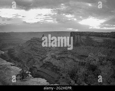 Splendido tramonto su una scogliera nel Dead Horse state Park Foto Stock