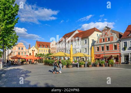 Il Cottbus Altmarkt forma un insieme impressionante dovuto la relativa coesione e uniformità relativa Foto Stock