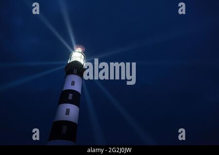 Faro Créac'h di notte, Île d´Ouessant, Francia, Bretagna, dipartimento del Finistère Foto Stock