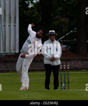 1 ° inning Moseley in campo Moseley Cricket Club / Kidderminster Cricket Club a Mosley CC Birmingham - Sabato 11 giugno 2021 Foto Stock