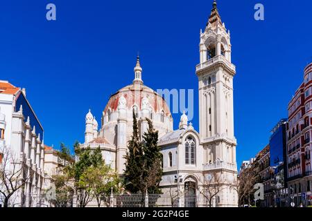 La Chiesa di San Manuel y San Benito, Iglesia de San Manuel y San Benito, è una chiesa cattolica situata a Madrid, uno degli edifici più conosciuti Foto Stock