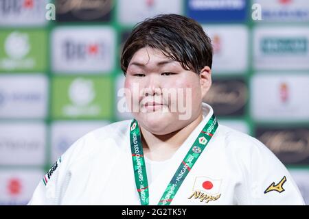 Budapest, Ungheria. 12 giugno 2021. Cerimonia giapponese di premiazione Sarah Asahina donne 78 kg finale Campionato Mondiale Judo 2021 alla Budapest Sports Arena di Budapest, Ungheria, il 12 giugno 2021. Credit: Enrico Calderoni/AFLO SPORT/Alamy Live News Credit: AFLO Co. Ltd./Alamy Live News Foto Stock