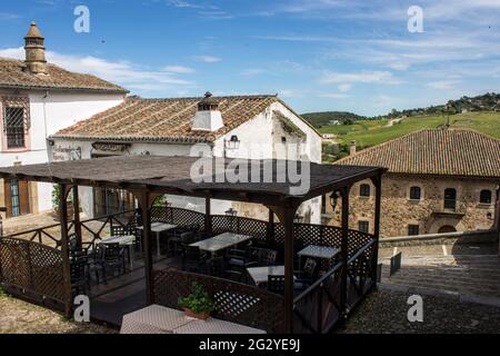 Caceres, Spagna. La Plaza de San Jorge (Piazza San Giorgio) nella Città Vecchia Monumentale, un sito Patrimonio dell'Umanità Foto Stock