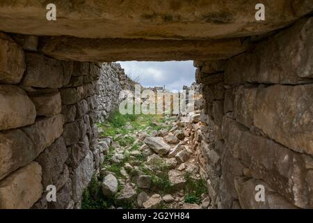 Rovine del sito archeologico di Kiryat Luza, villaggio samaritano sul Monte Gerizim. Nablus. Palestina Foto Stock