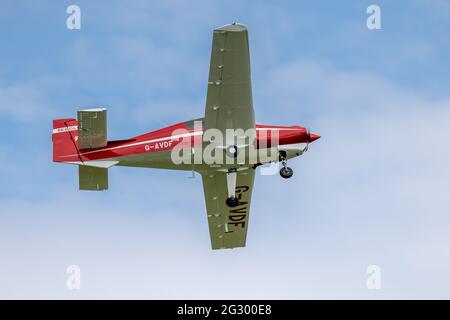 Beagle Pup Prototype (G-AVDF) aviotrasportato al Shuttleworth Flying Festival of Britain Airshow il 6 giugno 2021 Foto Stock