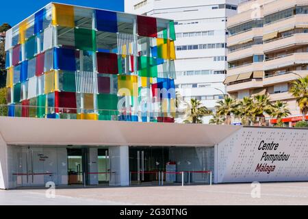 Il Centre Pompidou Málaga è una succursale del Centro Nazionale d'Arte e Cultura Georges Pompidou di Francia situato nello spazio chiamato Cube in t Foto Stock