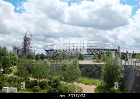 London Stadium, sede del West Ham United Football Club nel Queen Elizabeth Olympic Park, Stratford, East London. Foto Stock