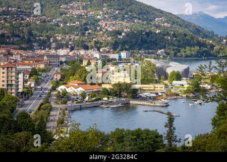 Città mediterranea Verbania in Italia Foto Stock