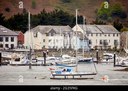 Deganwy Marina Quay, Galles del Nord. Foto Stock