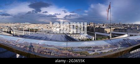 FRANCIA. PARIGI (75) TETTI DELLA CAPITALE DALLA EX SAMARITAINE Foto Stock