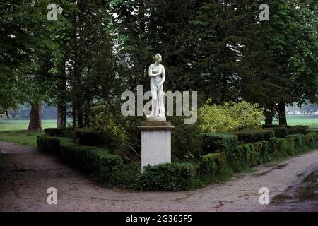 FRANCIA. OISE (60) STATUA IN CHANTILLY CASTELLO GIARDINO Foto Stock