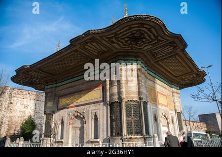 Istanbul/Turchia -03/22/2010 : Third Ahmed Fountain Sultanahmet Foto Stock