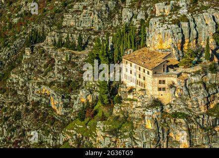 Veduta aerea dell'Eremo di Sant'Onofrio a Morrone. Sulmona, Provincia dell'Aquila, Abruzzo, Italia, europa Foto Stock