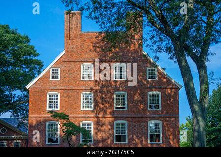 Sala del Massachusetts nel campus dell'Università di Harvard, Cambridge, Massachusetts, Stati Uniti. Old Yard di Harvard Yard, Università di Harvard, Cambridge, Boston, ma Foto Stock