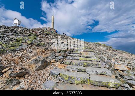 Installazione al vertice sulla montagna più alta di Gausta o Gaustatoppen in Norvegia, Telemark, Norvegia Foto Stock