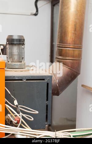 Immagine di un sistema di bruciatore automatico a pellet Foto Stock