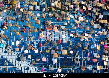 Serrature ad amore, Tampere, Finlandia Foto Stock