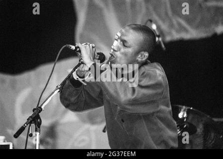 Tricky al festival di Glastonbury 1998, Somerset, Inghilterra, Regno Unito. Foto Stock