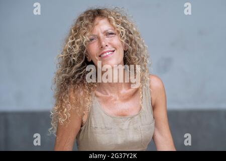 Madrid, Spagna. 14 Giugno 2021. L'attrice Carmen Conesa si pone durante una sessione di ritratto a Madrid. (Foto di Atilano Garcia/SOPA Images/Sipa USA) Credit: Sipa USA/Alamy Live News Foto Stock