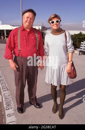 Ned Beatty e Dorothy Lindsey Circa 1990's Credit: Ralph Dominguez/MediaPunch Foto Stock