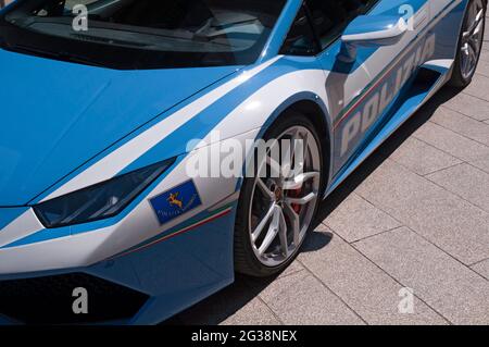 Lamborghini Huracan utilizzato dalla polizia Italiana Foto Stock