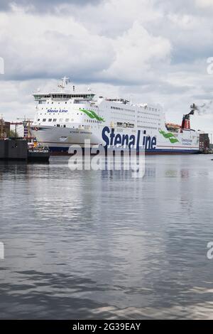 KIEL, GERMANIA - 18 maggio 2021: Kiel, schleswig-holstein, Germania, 18 2021 maggio, Porto della città tedesca Kiel, traghetto stena Line, stena germanica, spazio copia Foto Stock