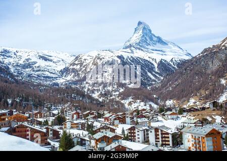 Cervino che guarda da Zermatt Foto Stock