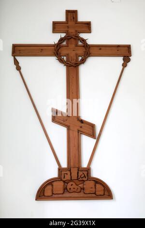 Croce nella Chiesa di Trasfigurazione nel Giardino Botanico Nikitsky, Crimea Foto Stock